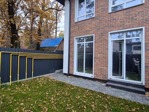 дом по адресу Українська ул.