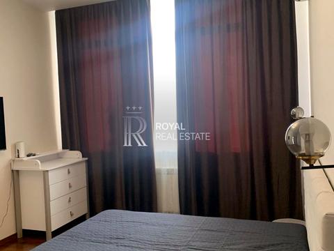 будинок за адресою Миколи Міхновського бульв. (Дружби Народів)