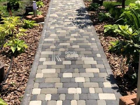 будинок за адресою Анатолія Солов'яненка вул.