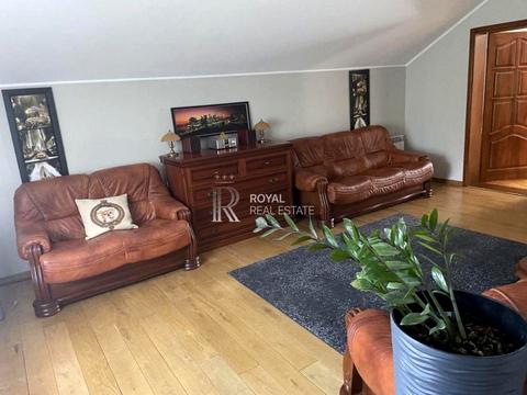 будинок за адресою Анатолія Солов'яненка вул.