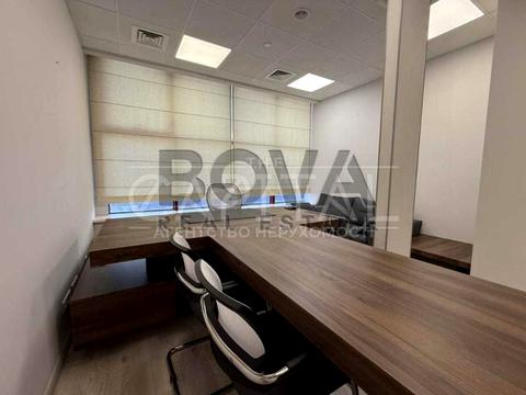 комерційна за адресою Січових Стрільців вул. (Артема), 23