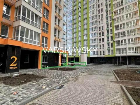 комерційна за адресою Олеся Бердника вул., 1