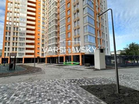 комерційна за адресою Олеся Бердника вул., 1