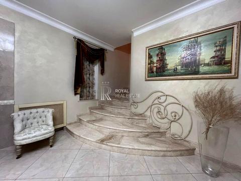 дом по адресу набережна