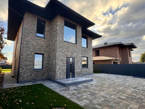 будинок за адресою Доброго Дуба вул.