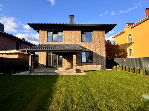 будинок за адресою Доброго Дуба вул.