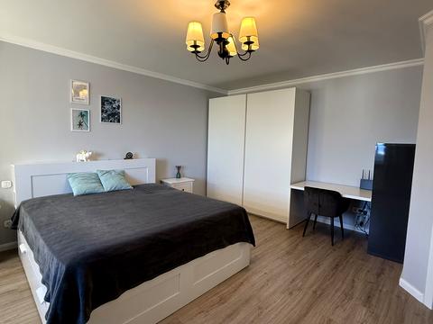 квартира за адресою Тополина вул., 24