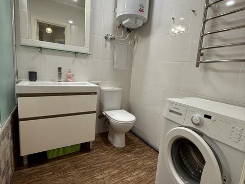 квартира за адресою Тополина вул., 24