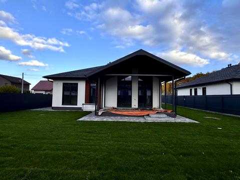 дом по адресу с. Гатное, Пограничная ул.