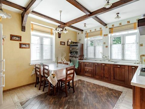 будинок за адресою Квіткові Луки вул.