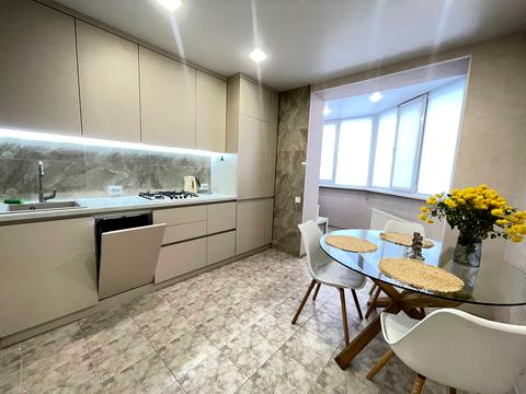 квартира по адресу Боголюбова ул., 18