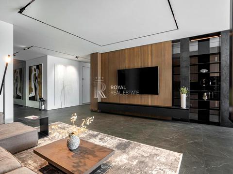 будинок за адресою Лютнева вул.