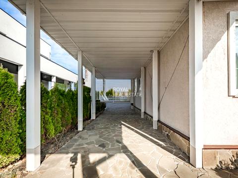 дом по адресу Піщана