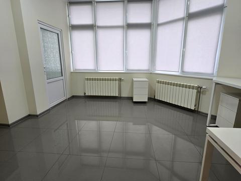 коммерческая по адресу Днепровская набережная ул., 25-Б