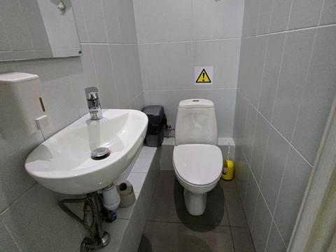 коммерческая по адресу Днепровская набережная ул., 25-Б