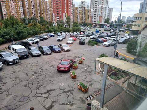 коммерческая по адресу Днепровская набережная ул., 25-Б