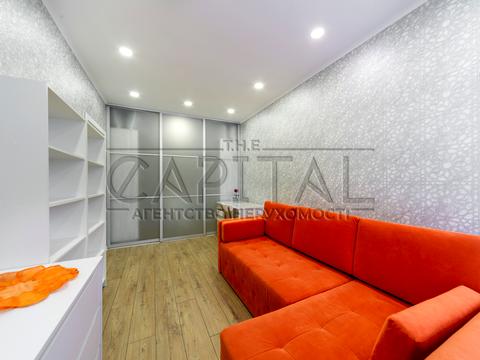 квартира за адресою Тадея Рильського бульв., 2