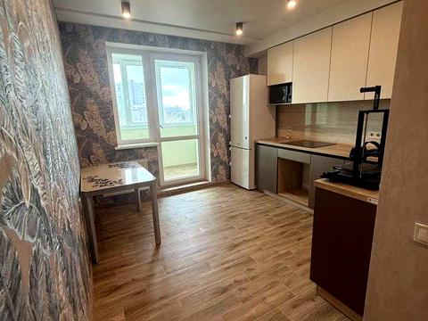 квартира за адресою Льва Ландау просп. (50-річчя СРСР), 52-А