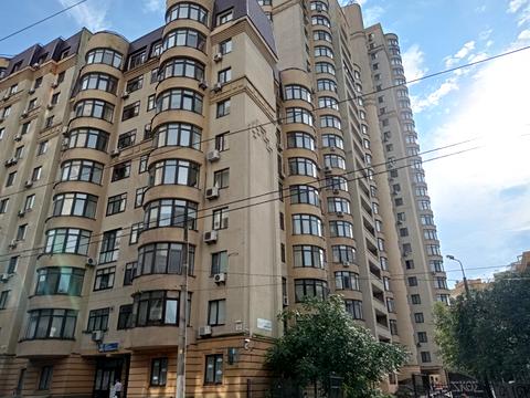 квартира за адресою Дмитрівська вул., 69