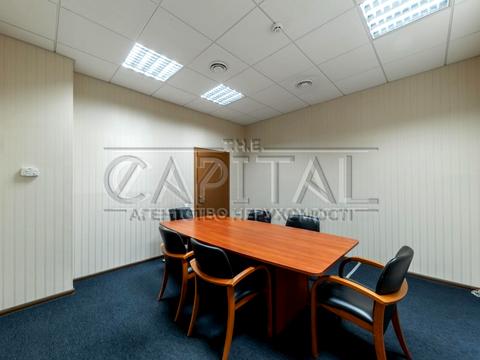 коммерческая по адресу Calle Dilova ул. (Димитрова), 5-Б