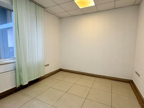 комерційна за адресою Юрія Шумського вул., 3-Г