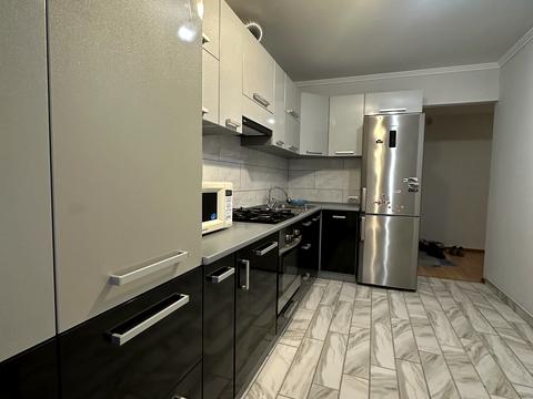 квартира за адресою Тролейбусна вул., 17