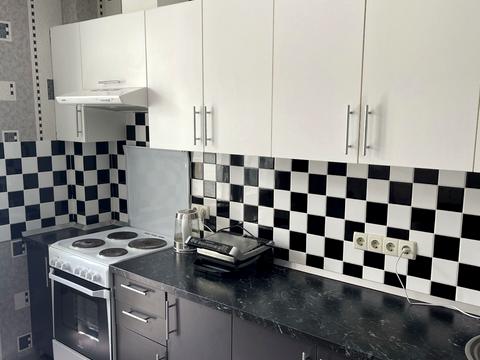 квартира за адресою Подільська вул., 10/3