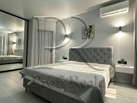 квартира по адресу Героев Небесной Сотни просп., 14/2