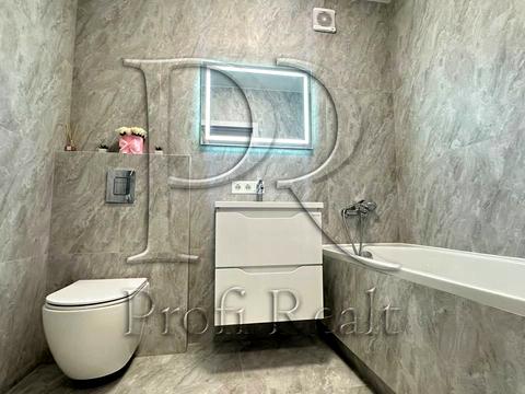 квартира по адресу Героев Небесной Сотни просп., 14/2