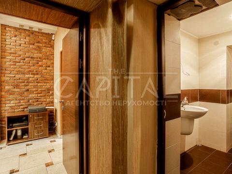 комерційна за адресою Джона Маккейна вул. (Івана Кудрі), 36