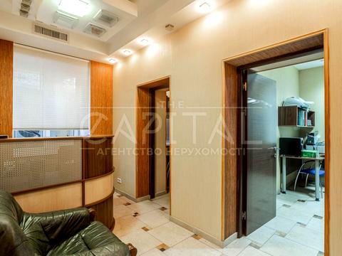 комерційна за адресою Джона Маккейна вул. (Івана Кудрі), 36