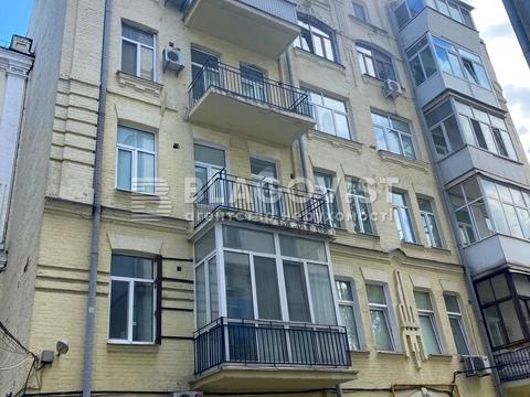 квартира за адресою Шота Руставелі вул., 33-Б