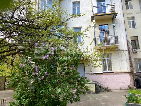 квартира за адресою Шота Руставелі вул., 33-Б