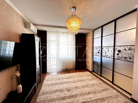 квартира за адресою Драгоманова вул., 40-Е