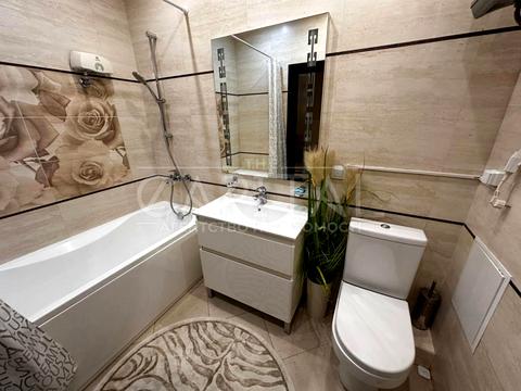 квартира за адресою Драгоманова вул., 40-Е