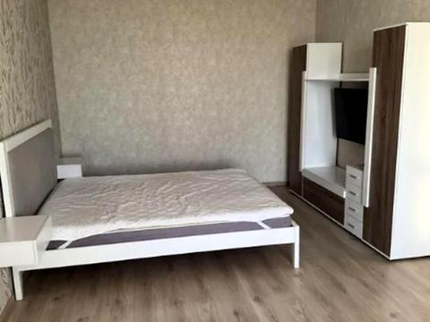 квартира за адресою Олеся Бердника вул., 1-Д