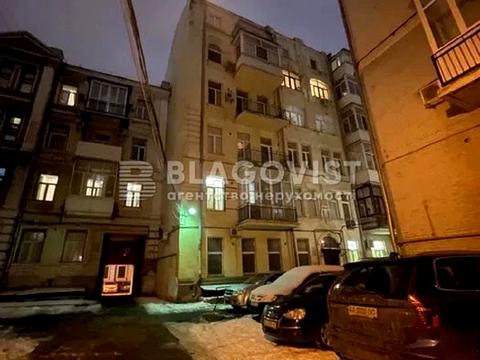 квартира за адресою Шота Руставелі вул., 33-Б