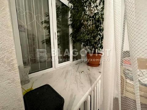 квартира за адресою Шота Руставелі вул., 33-Б