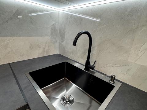 будинок за адресою Ярослава Стецька вул.