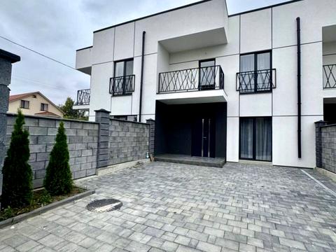 будинок за адресою Ярослава Стецька вул.