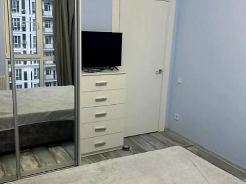 квартира за адресою Михайла Максимовича вул. (Онуфрія Трутенка), 28-Д