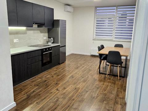 квартира за адресою Родини Крістерів вул., 14-В