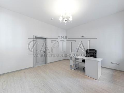 коммерческая по адресу Круглоуниверситетская ул., 22