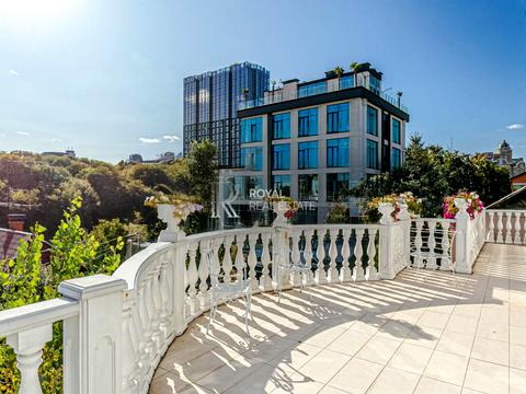 дом по адресу Редутная ул.