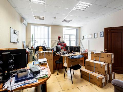 комерційна за адресою Євгенії Мірошниченко вул. (Софії Перовської), 10-Б