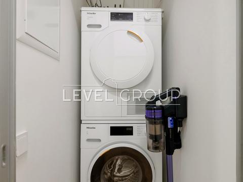 квартира за адресою Дніпровська набережна вул., 18-А