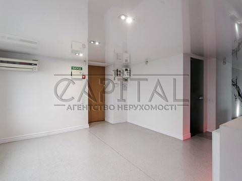 комерційна за адресою Мокра вул. (Кудряшова), 3