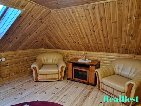 будинок за адресою Центральна, 1