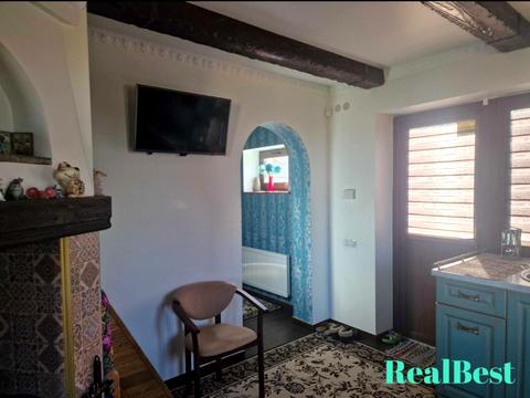 будинок за адресою Центральна, 1