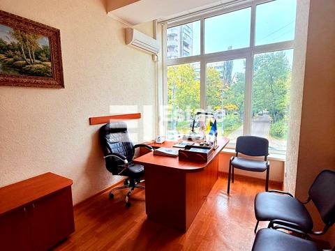 коммерческая по адресу Раисы Окипной ул., 3-А